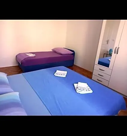 Rosanda شقة سلاتين