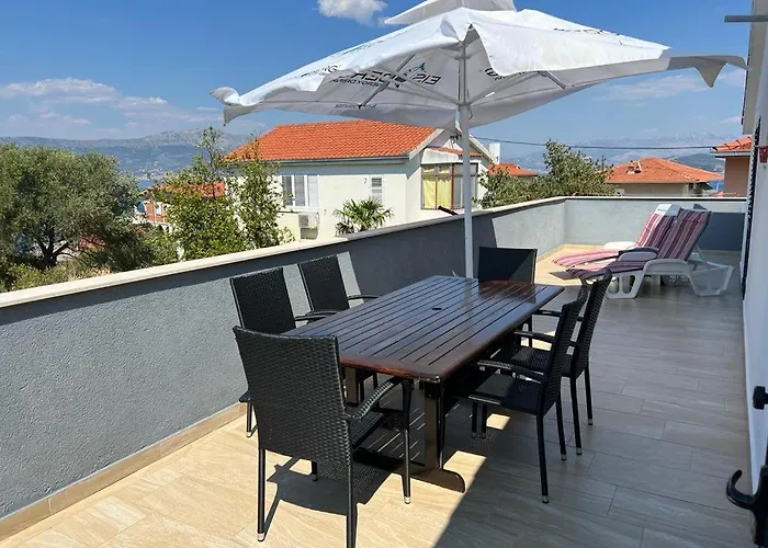 Apartament Rosanda *