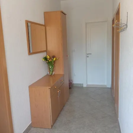 Rosanda سلاتين