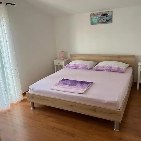 Rosanda Apartment *